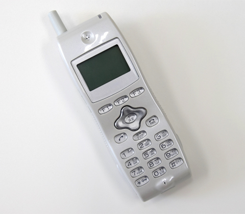 PHSとは？サービス終了の背景や携帯電話との違い、主な用途を紹介