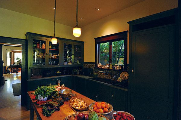 アリス・ウォータース+NHKエンタープライズ取材班『アリスの