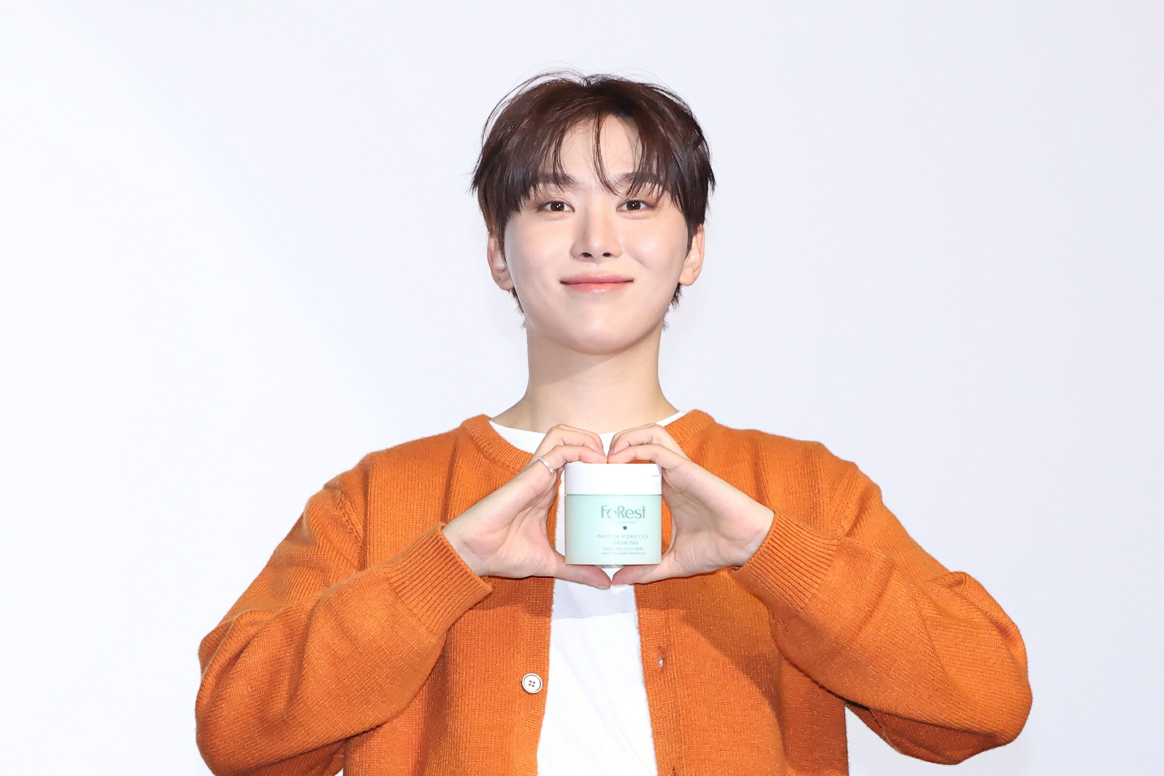 SEVENTEEN スングァン、ファンにソロ曲のプレゼントも！ 「FoRest by