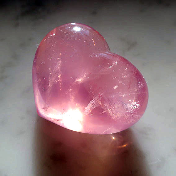 超モンスター級 スター☆ディープローズクォーツ 愛と美の象徴、美肌へ