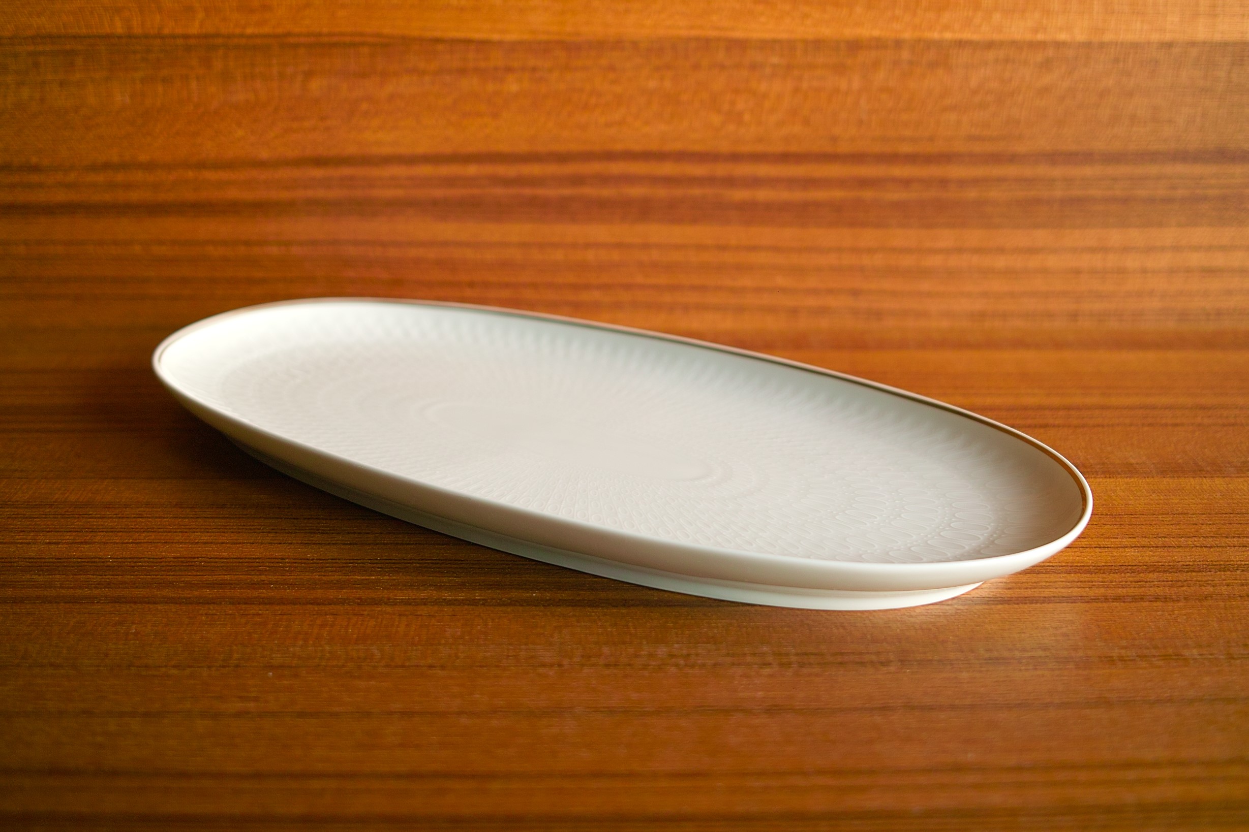 No.7405「ローゼンタール オーバルプレート：ウィンブラッド」SOLD