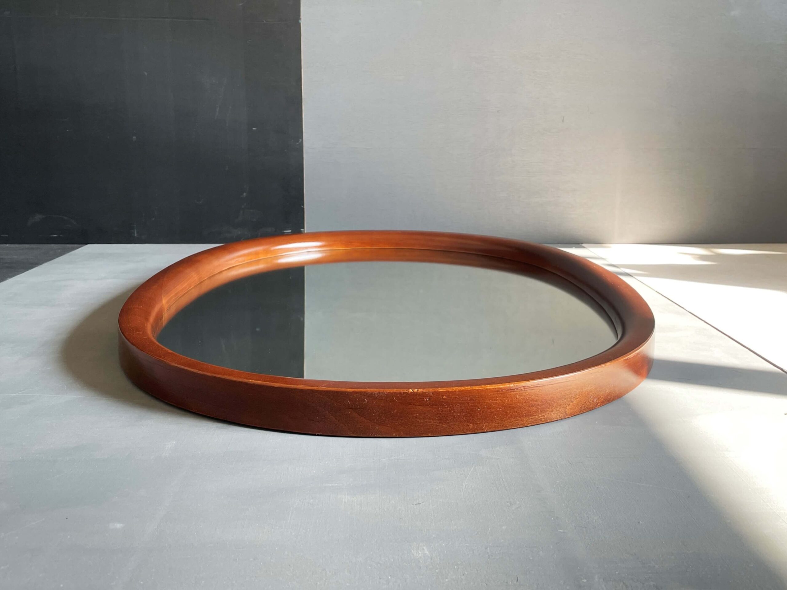 No.9527「曲木の特大オーバルウォールミラー：秋田木工 / 柳宗理