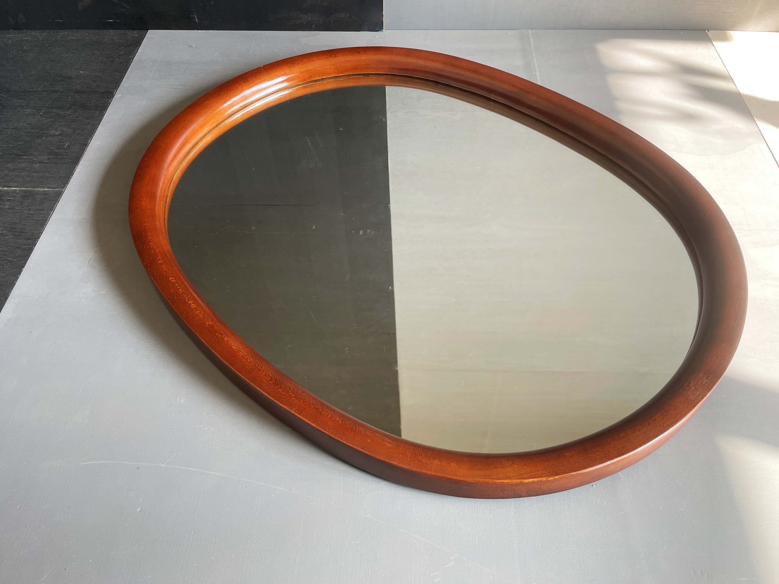 No.9527「曲木の特大オーバルウォールミラー：秋田木工 / 柳宗理