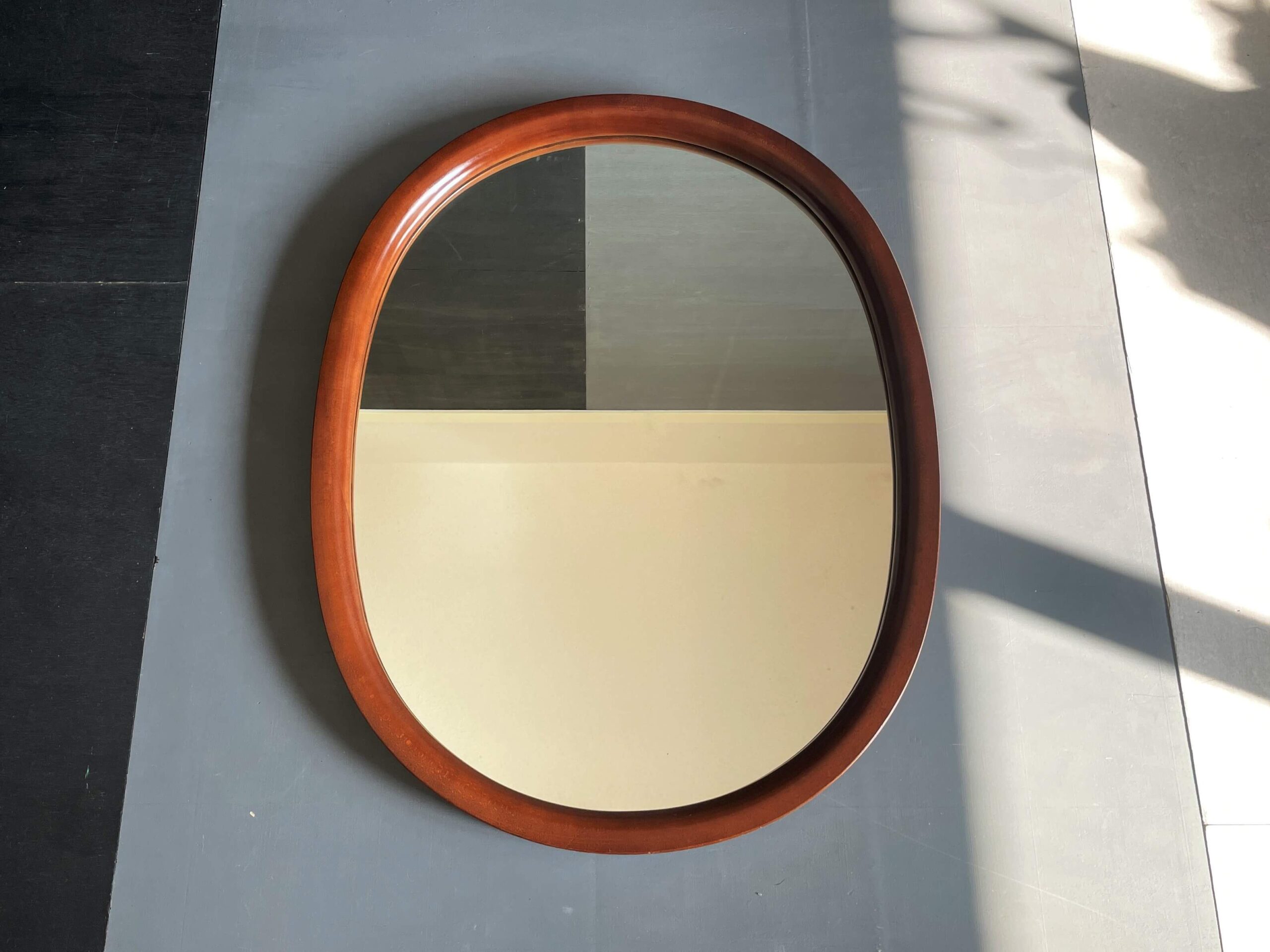 No.9527「曲木の特大オーバルウォールミラー：秋田木工 / 柳宗理