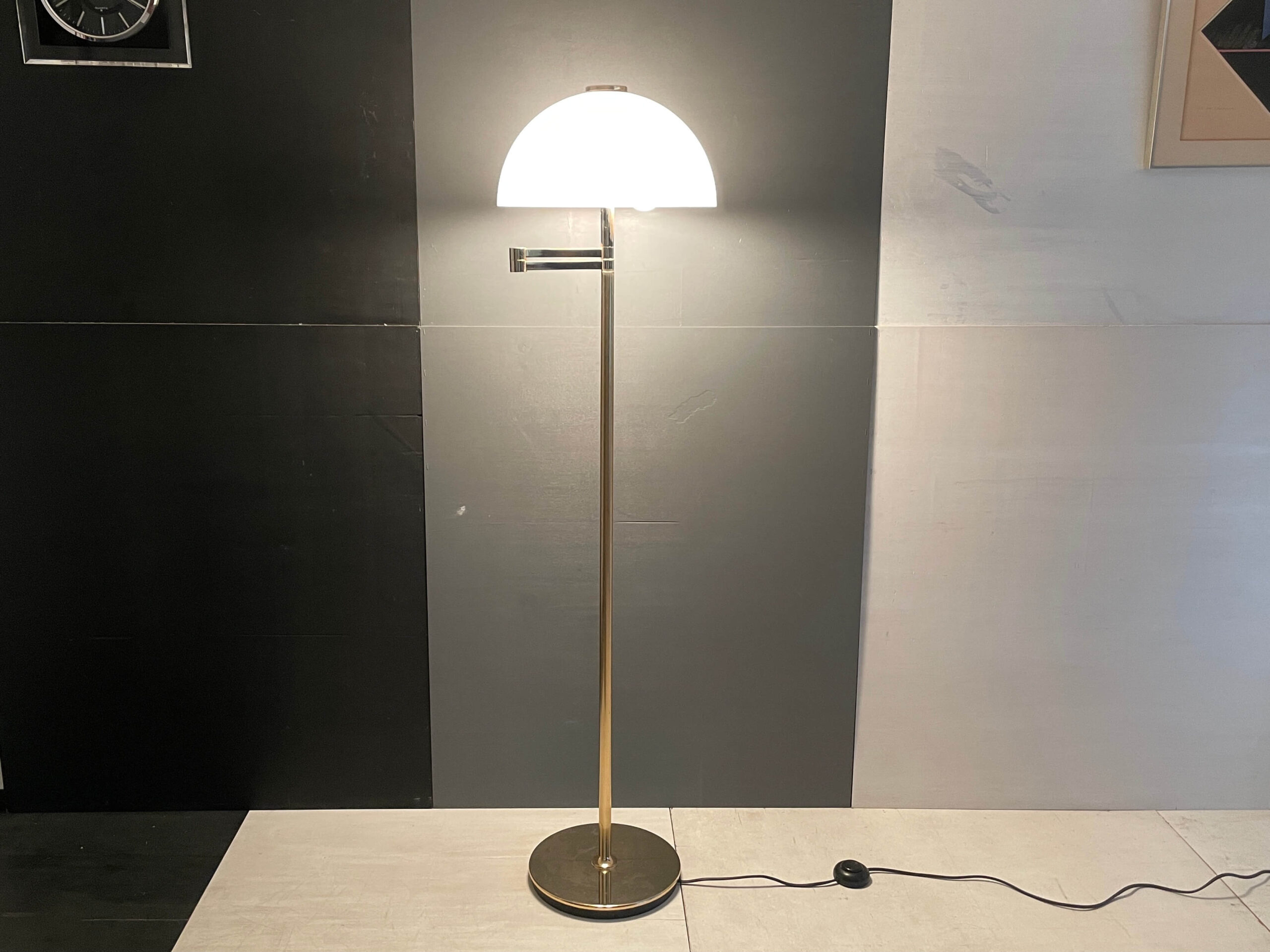 No.10122「フロアランプ〈NEO LITE〉/ YAMAGIWA」高さ155cm SOLD