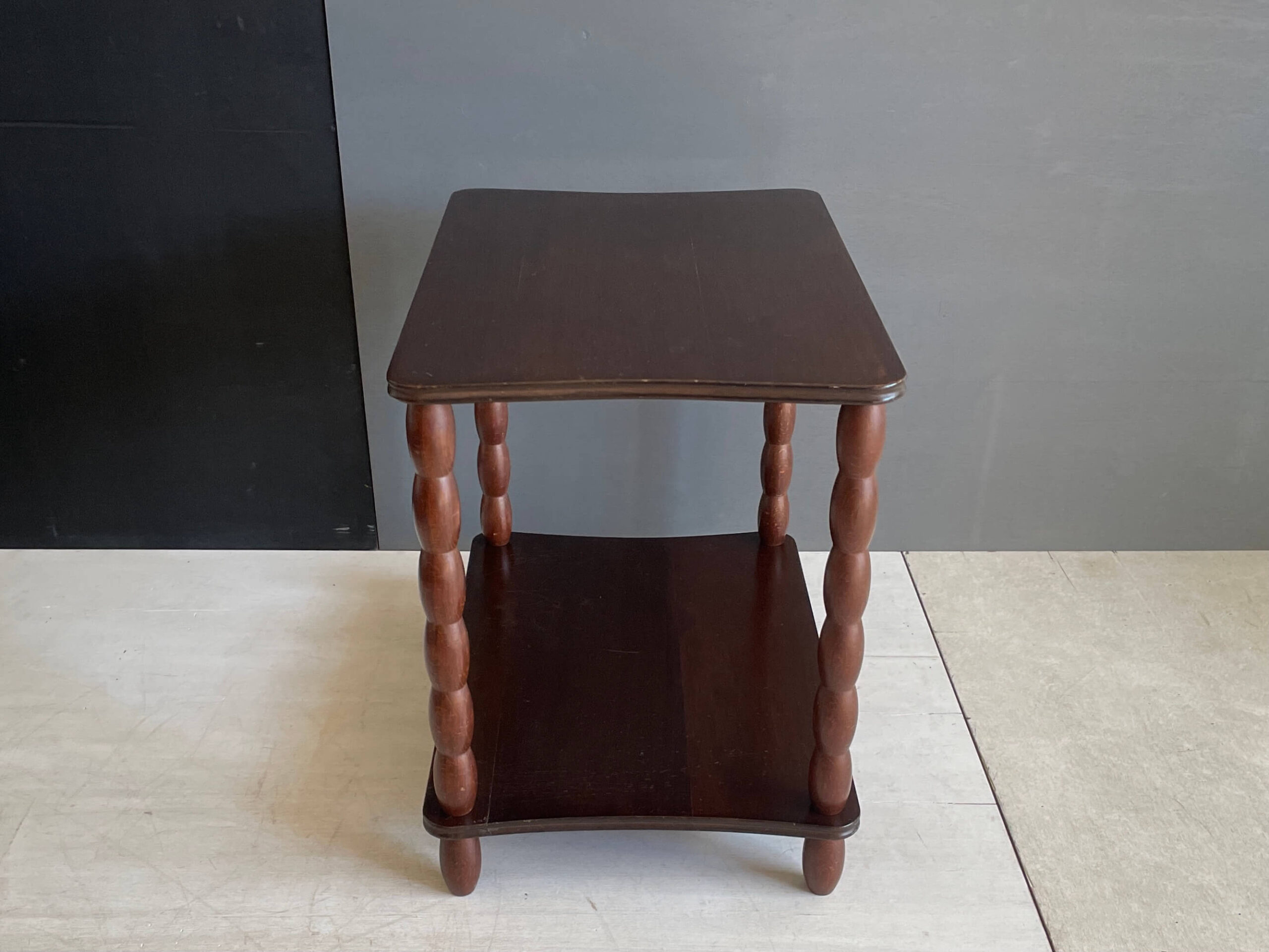 No.10196「Najico / ナジコ：レトロなラック」45×30.5cm SOLD | ボルト