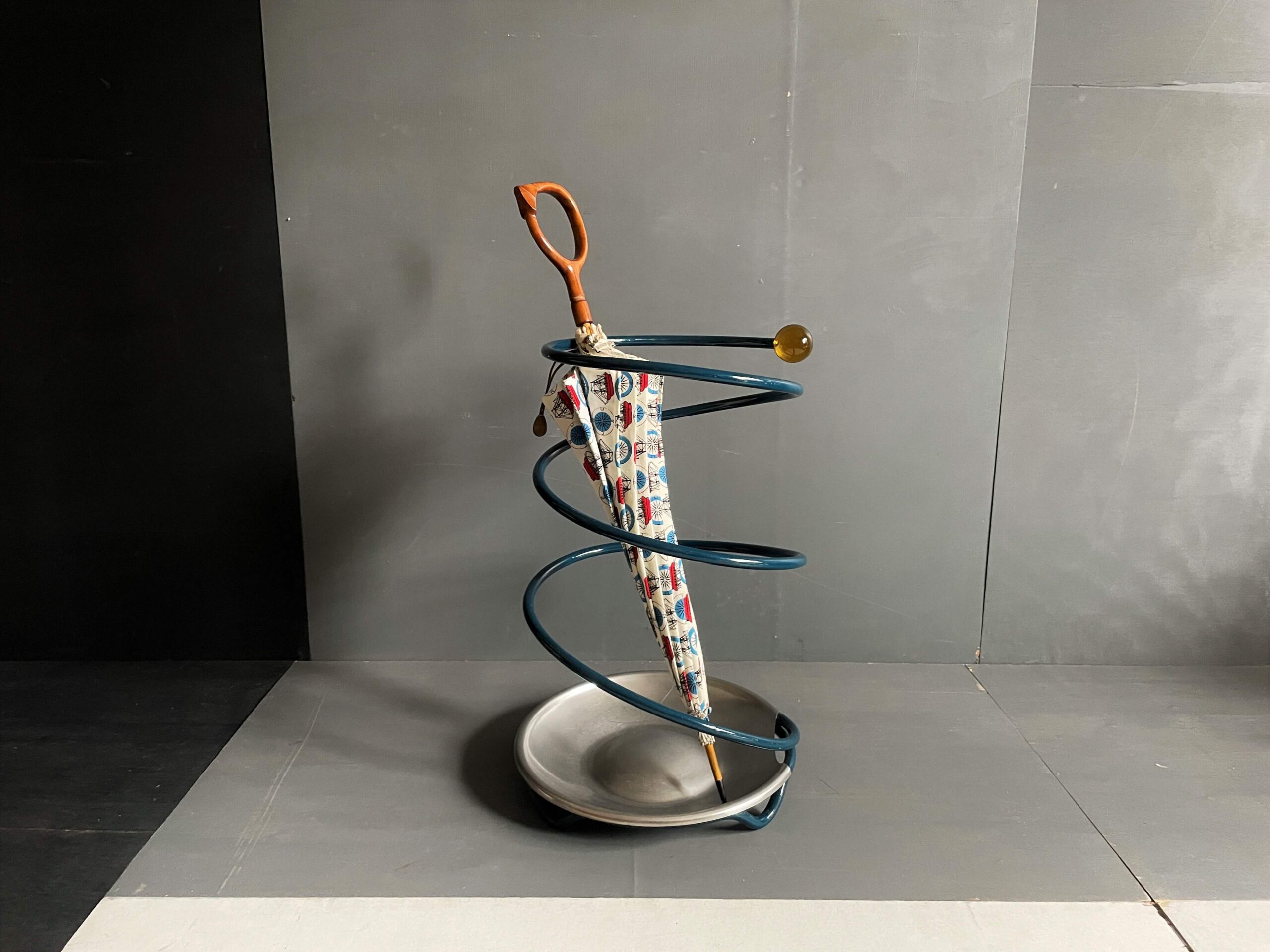 No.9239「スパイラル傘立て：ポストモダン」高さ50cm SOLD | ボルト