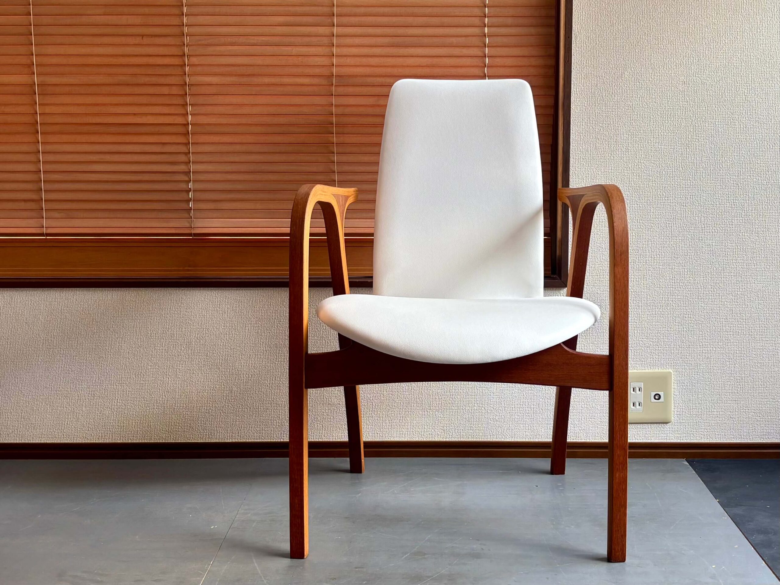 天童木工 ヴィンテージ プライウッド アームチェア ② 北欧インテリア