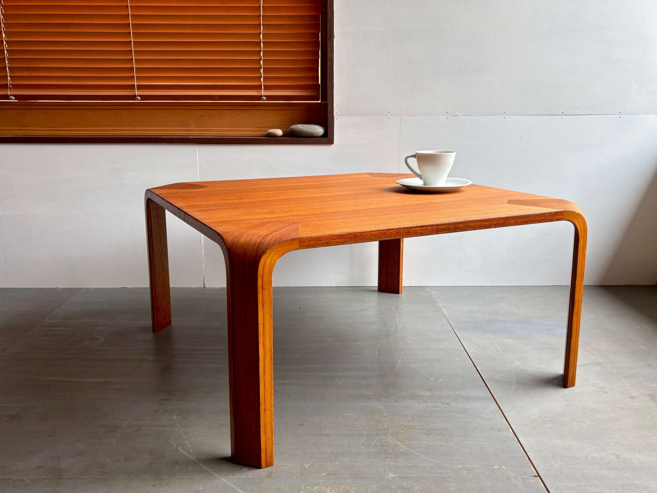 天童木工 乾三郎モデル センターテーブル 天然木合板 11c50 座卓