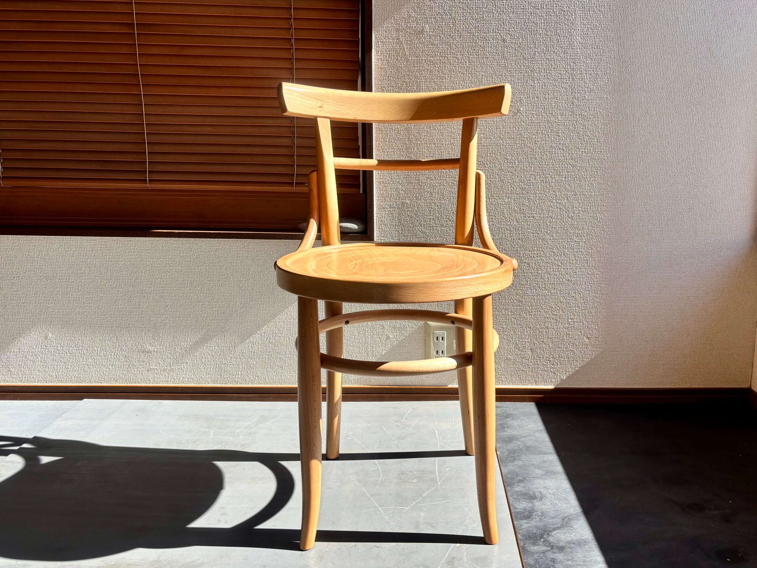 No.11273「秋田木工〈No.1003-OC〉ダイニングチェア：ナチュラル」SOLD