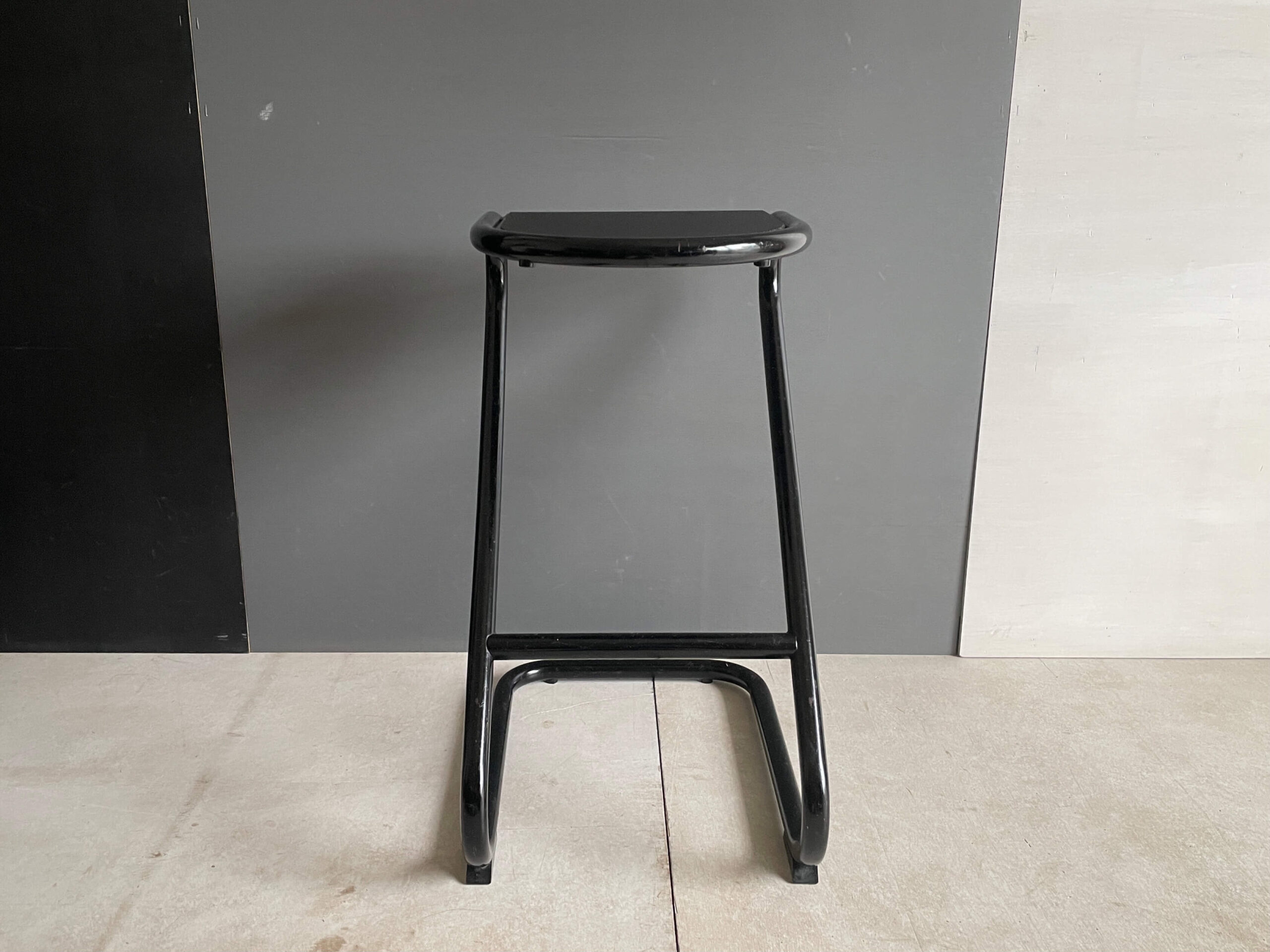 No.10750「ポストモダンなハイスツール」高さ60.5cmSOLD | ボルト