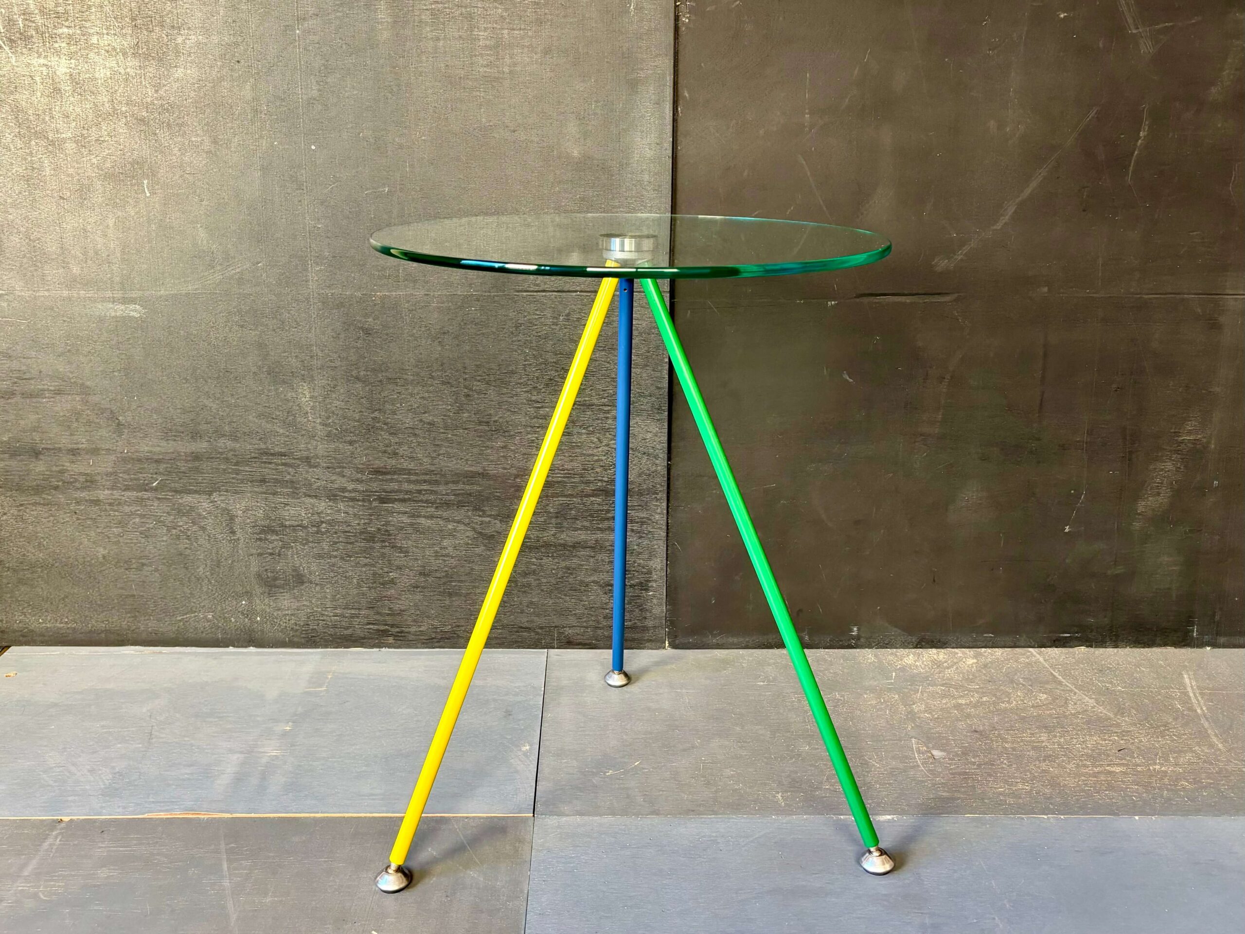 No.10878「ポストモダンなサイドテーブル」SOLD | ボルトナットマーケット