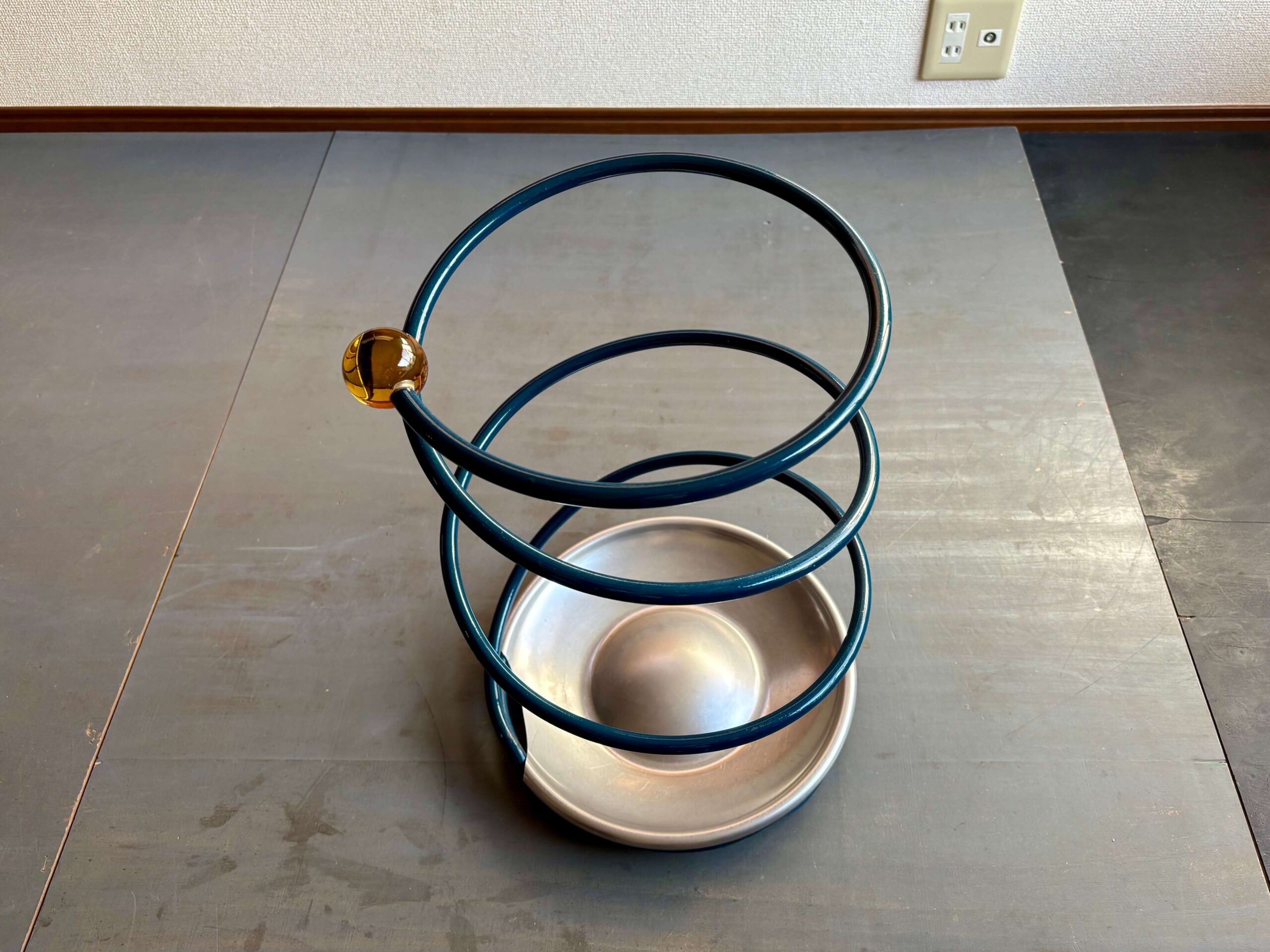 No.9239「スパイラル傘立て：ポストモダン」高さ50cm SOLD | ボルト