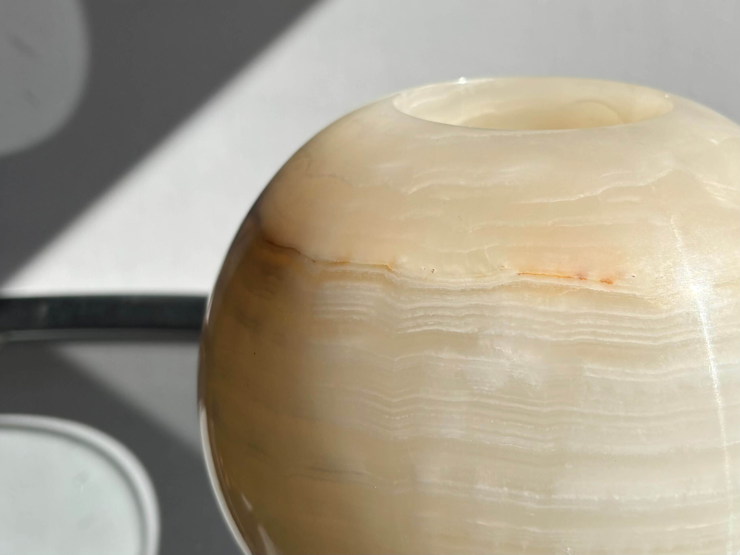 No.12193「フラワーベース：オニキス」直径15.5cm | ボルトナット