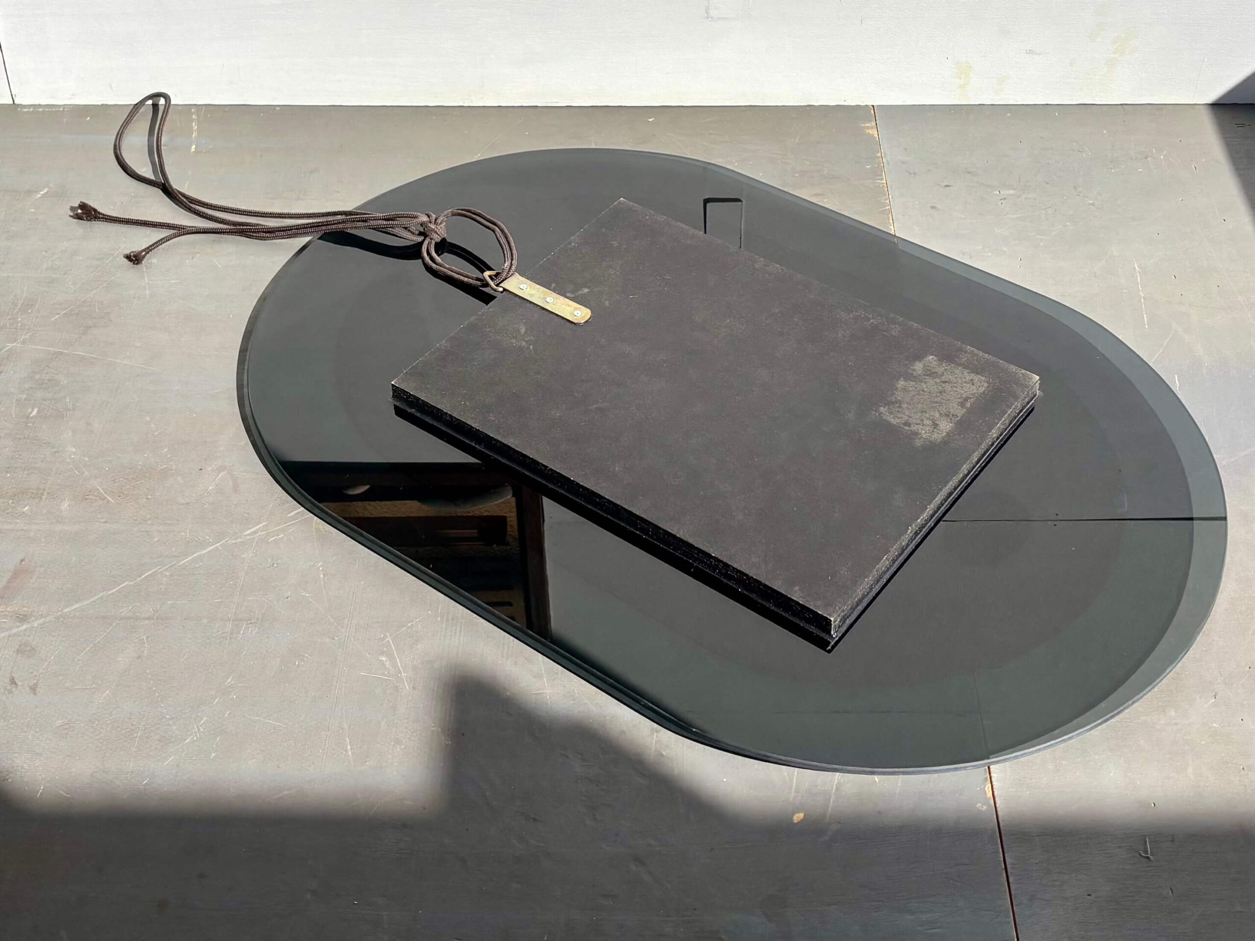 No.12216「オーバル ウォールミラー：ガラスフレーム」高さ59.5cm