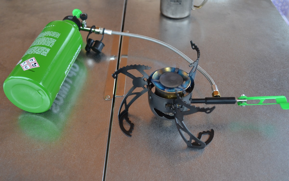 冬の寒さにも負けない ガソリン・灯油が使えるタフなバーナー OPTIMUS