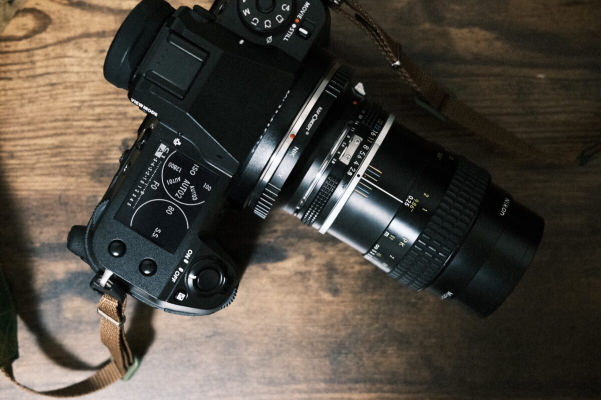 GFX × オールドレンズ。「AI Micro-Nikkor 55mm F2.8S」 | BORN SURE blog