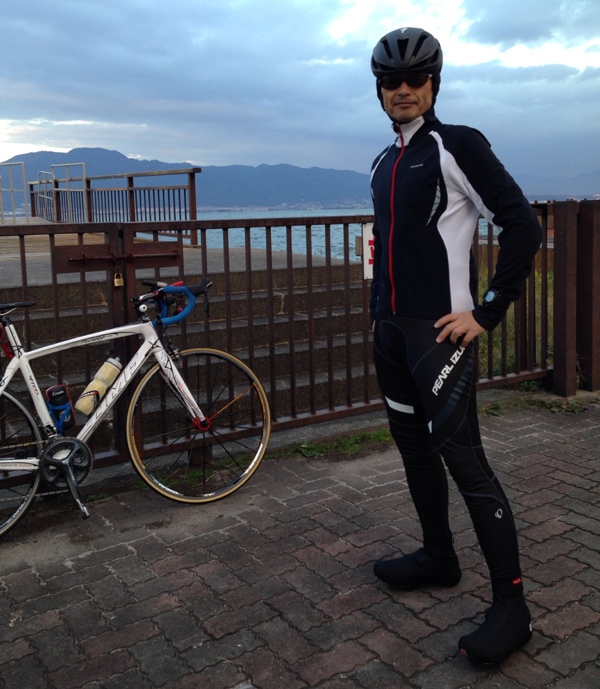 おおむね5℃対応、パールイズミのウィンドブレーク プリントタイツ