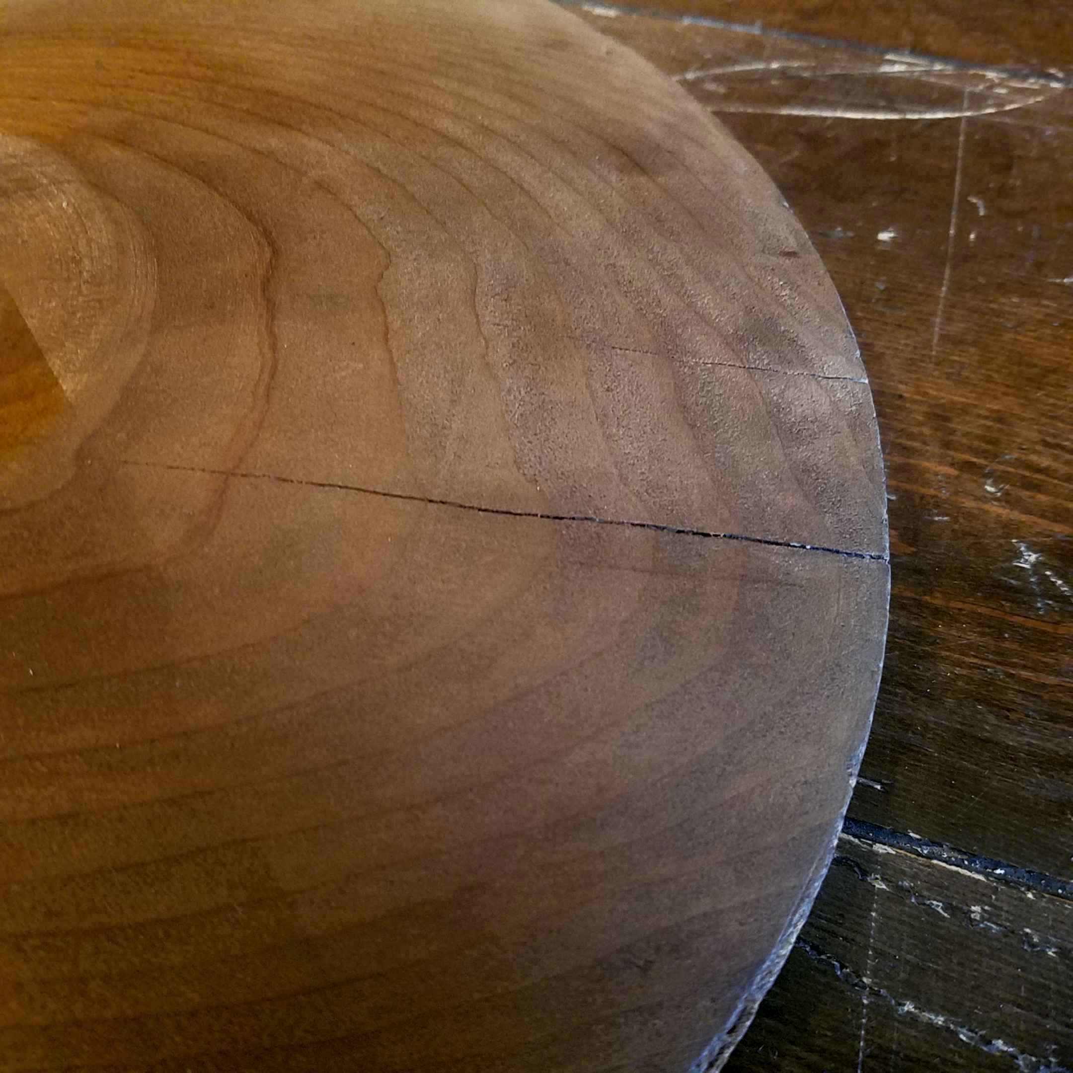 レトロな木製スタンド灰皿 - [Sold Out]過去の販売商品