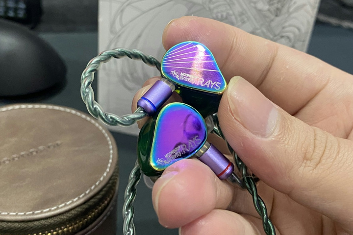 水月雨 Rays 光束』レビューチェック ～音楽も当然いける1DD＋平面駆動