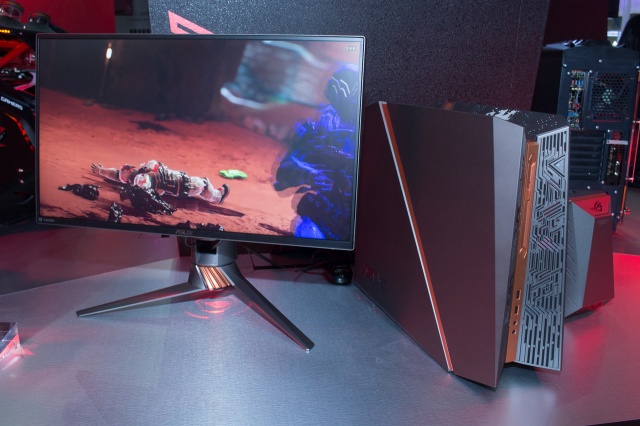 ASUS、ネイティブで240Hz駆動のゲーミングモニター『ROG SWIFT PG258Q