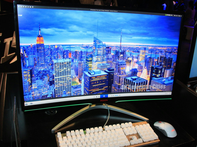 AOC、31.5インチ・曲面仕様のゲーミングモニター『AG322FCX』 | ヲチモノ