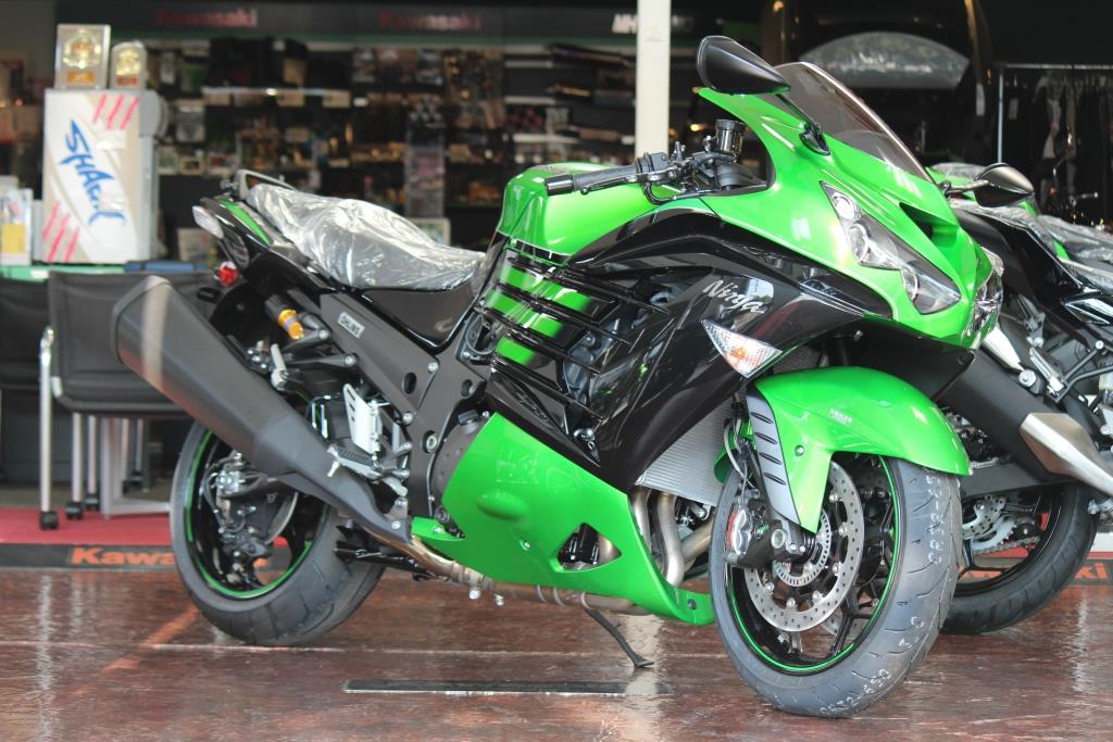 新車 Ninja ZX-14R ABS High Grade 最終便入荷致しました。 - カスタム