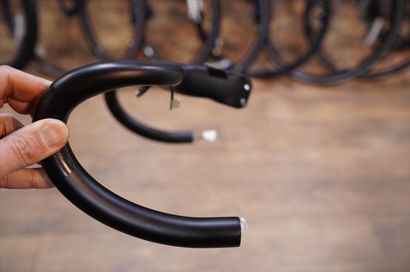 BLACK INC ステム一体型ハンドルが美しい - Cycle Life