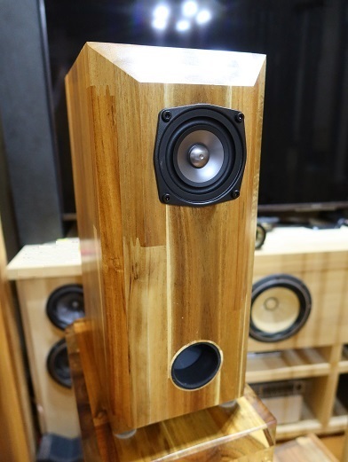 アカシア集成材のエージング進行中 | ブログ・ハイエンド自作スピーカー