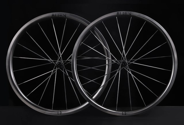 エイリアンL5ホイールさん | のむラボ日記