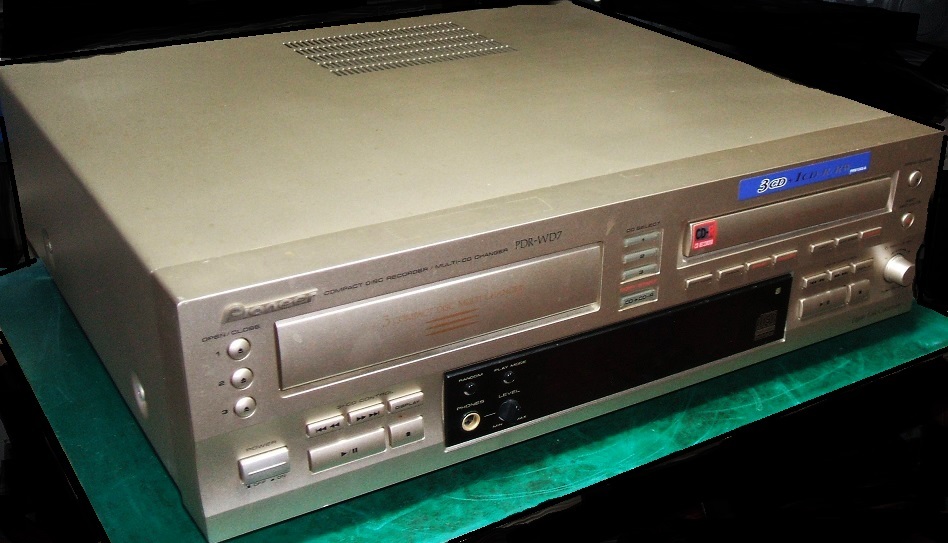パイオニア・PDR-WD7（CD-Rﾚｺｰﾀﾞｰ）修理記① | たもつ ちゃんのブログⅡ