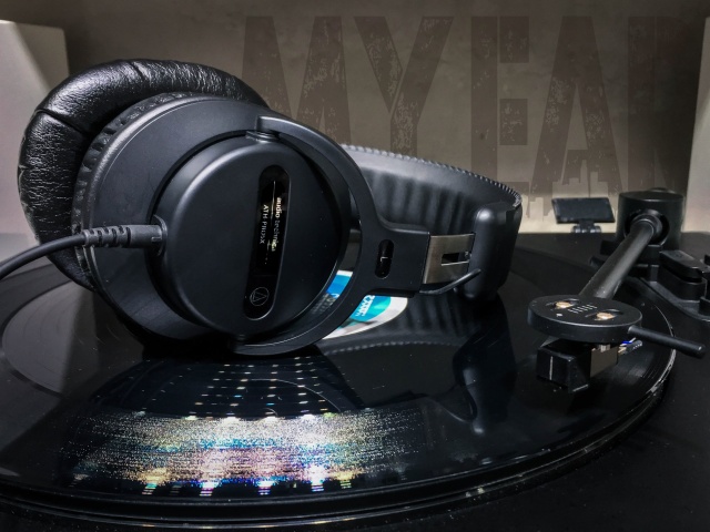 ヘッドホン】オーディオテクニカ 『ATH-PRO5X』 レビューチェック