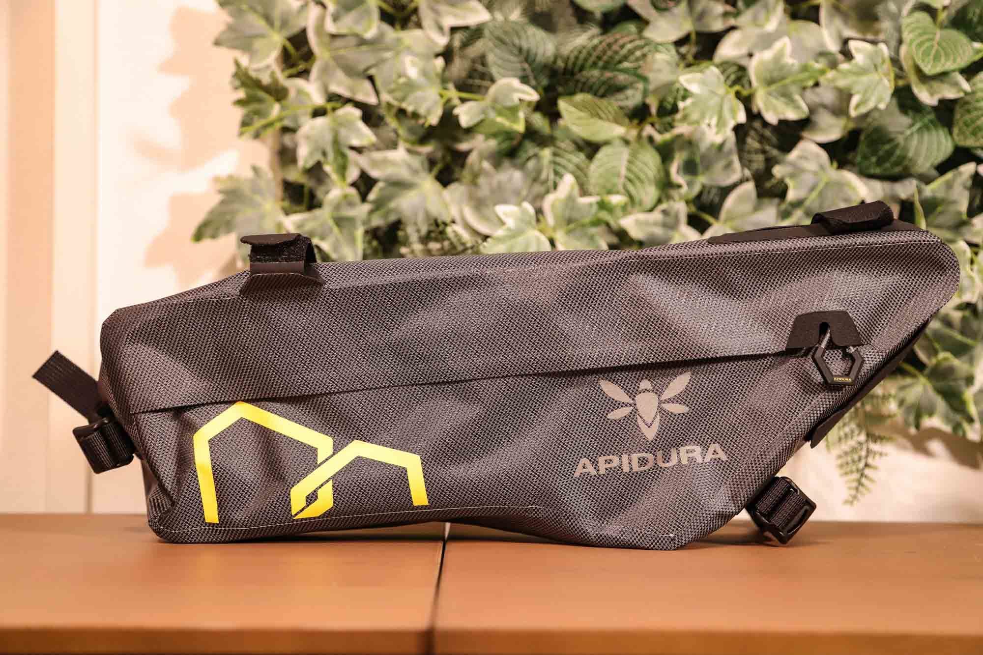 フレームバッグ】APIDURA エクスペディション・フレームパック3Lを7年