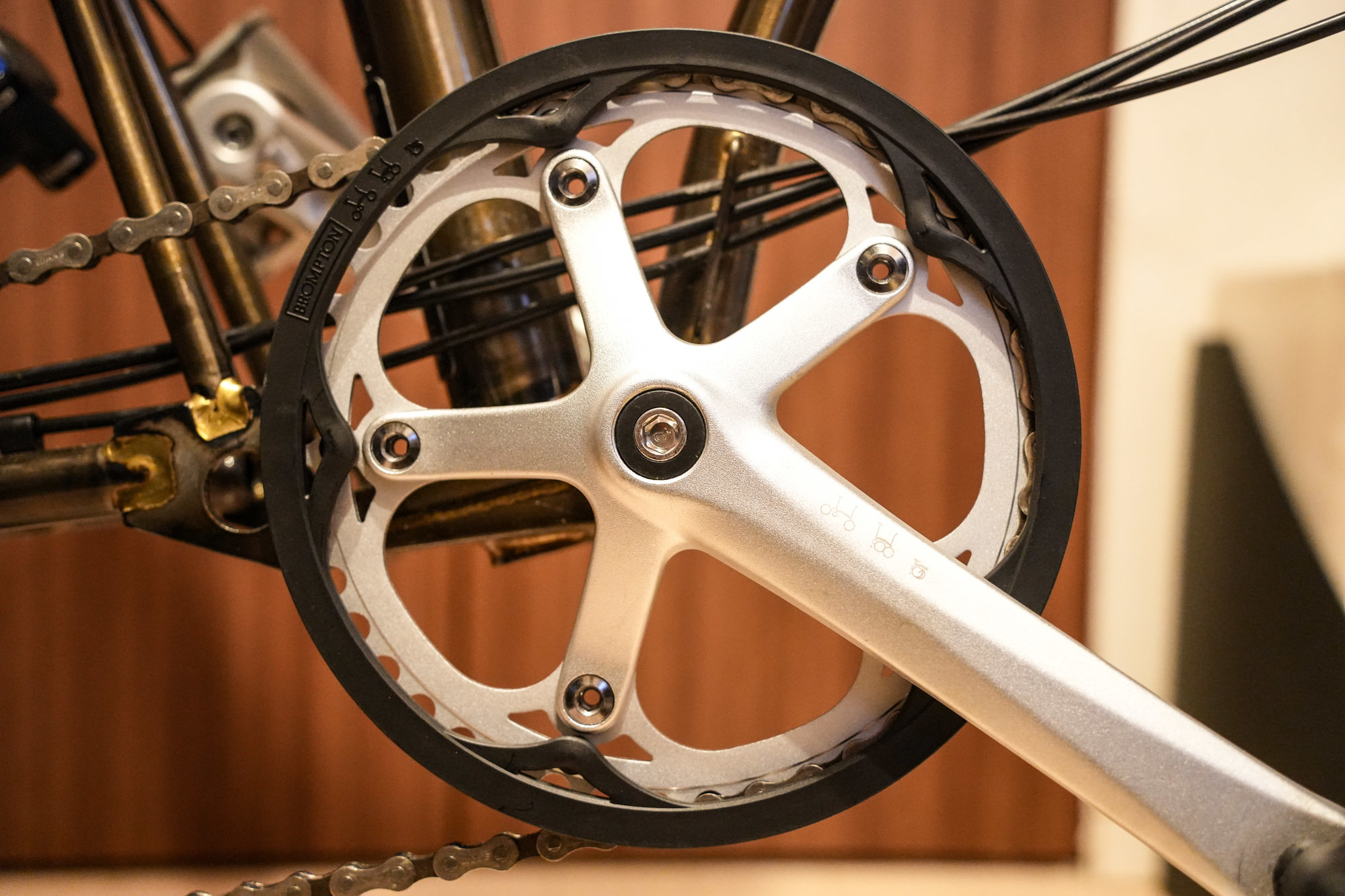 ブロンプトン】フロントチェーンリング交換 50Tから44Tへギア比を変更