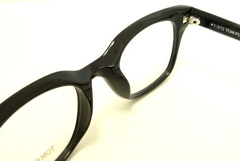 雑誌「MEN'S EX」の2013年4月号で中井貴一さん愛用のTOM FORD（トム