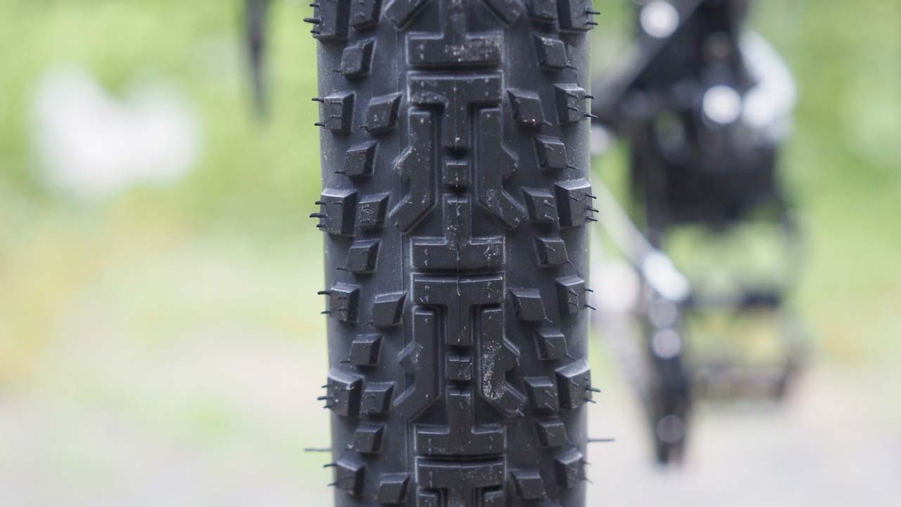 Panaracer GravelKing X1(700×45通常版)のインストール・トレッド