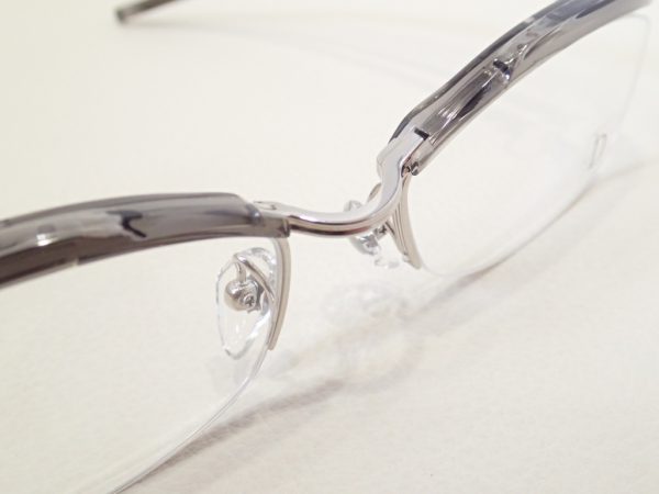 999.9(フォーナインズ) M-18 プラスチックブロウ×メタルブリッジの