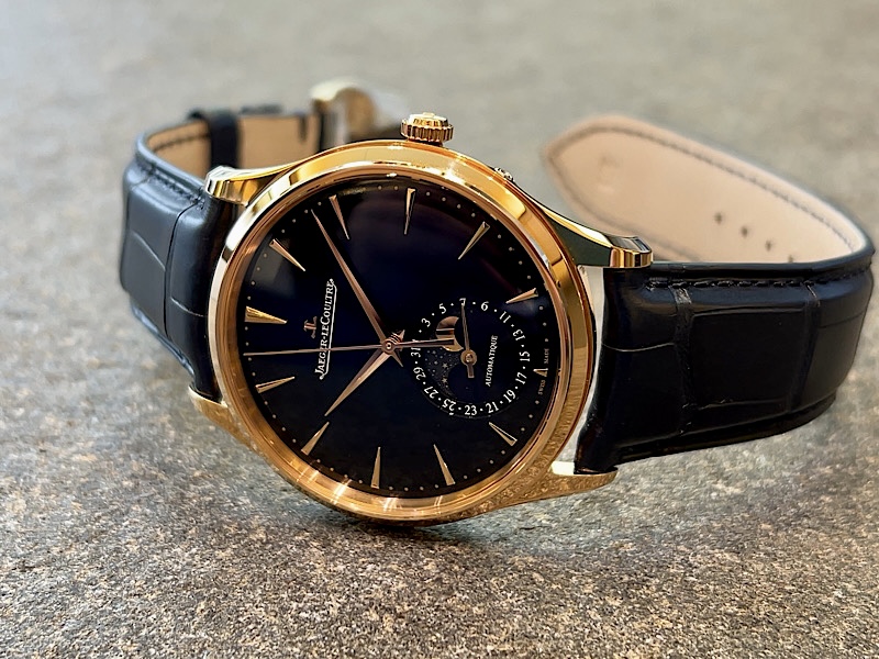 マスター・ウルトラスリム・ムーン 18Kピンクゴールド～ジャガー