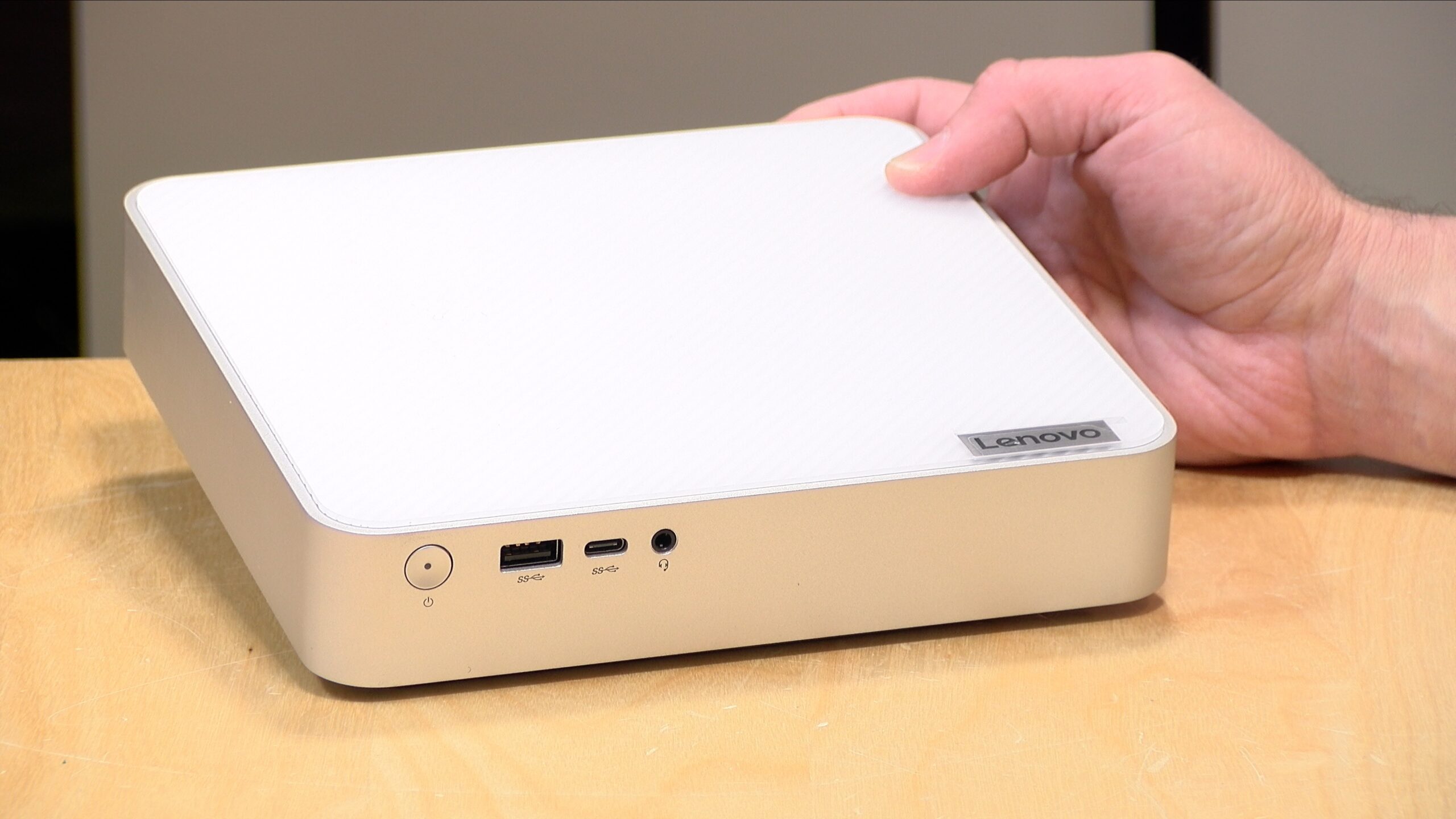 Lenovo Ideacentre Mini PC Review (2023 / 2024 version) - Lon