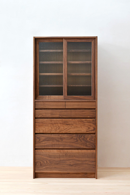 くるみの食器棚｜チェッカーガラス｜オーダーメイド | HINOKICRAFT