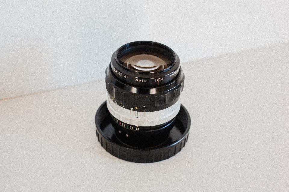 オールドレンズ探訪記] Nikon（ニコン）Nikkor-H Auto 85mm F1.8（非Ai
