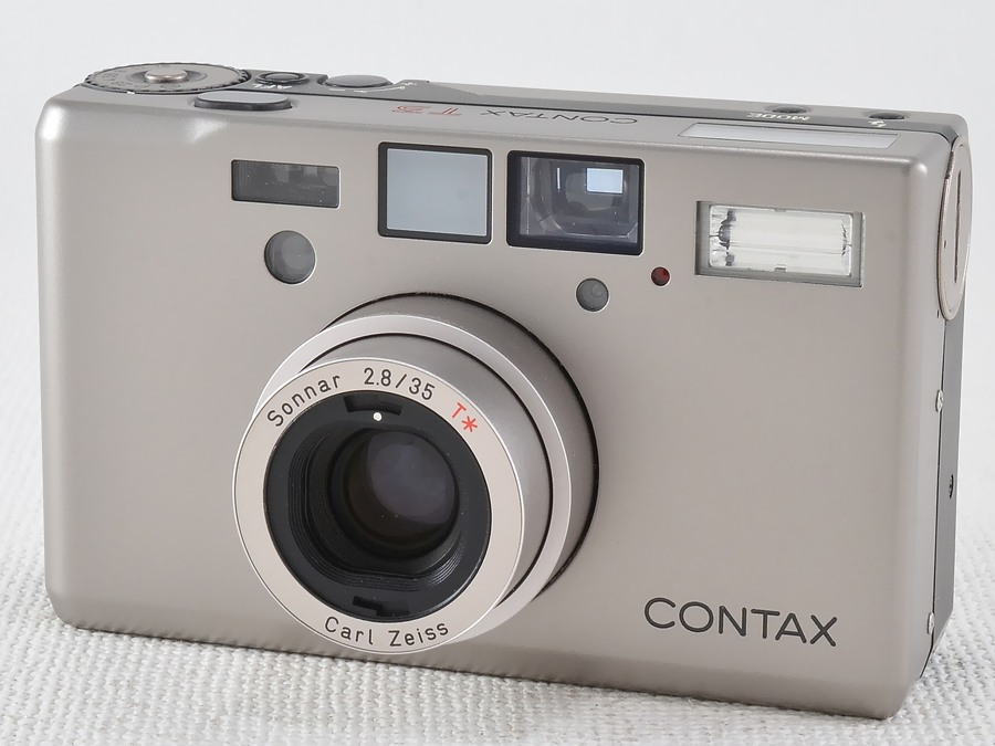フィルムカメラぶらり撮影散歩8] 一眼レフ不要？CONTAX T3をポケットに