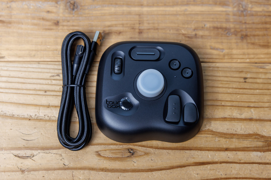 選択肢が増えた！1万円台で買える左手デバイスが新登場『TourBox Lite