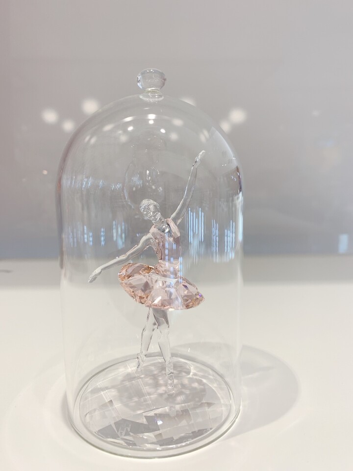 SWAROVSKI|スワロフスキーのバレリーナ| 渋谷スクランブルスクエア