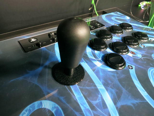 アーケードコントローラー「Razer Panthera」レビュー - ツクモゲーム部