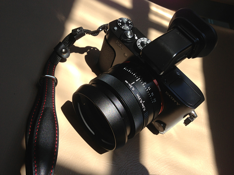 SONY RX1 レビューと作例紹介: 17% Gray 撮影日記