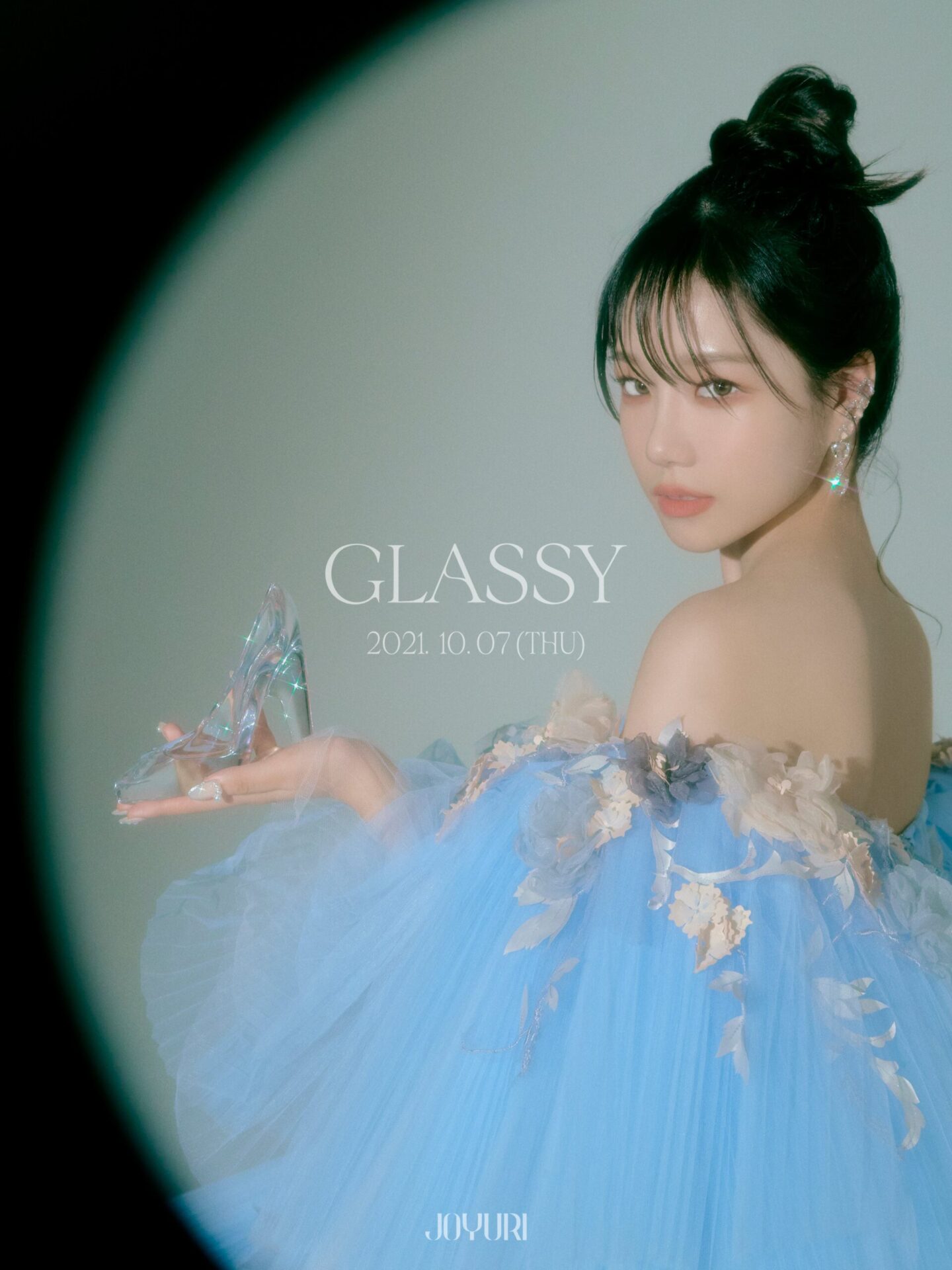 チョ・ユリ】 チョユリ アルバム「GLASSY」でカムバック - BLUE-X.TOKYO