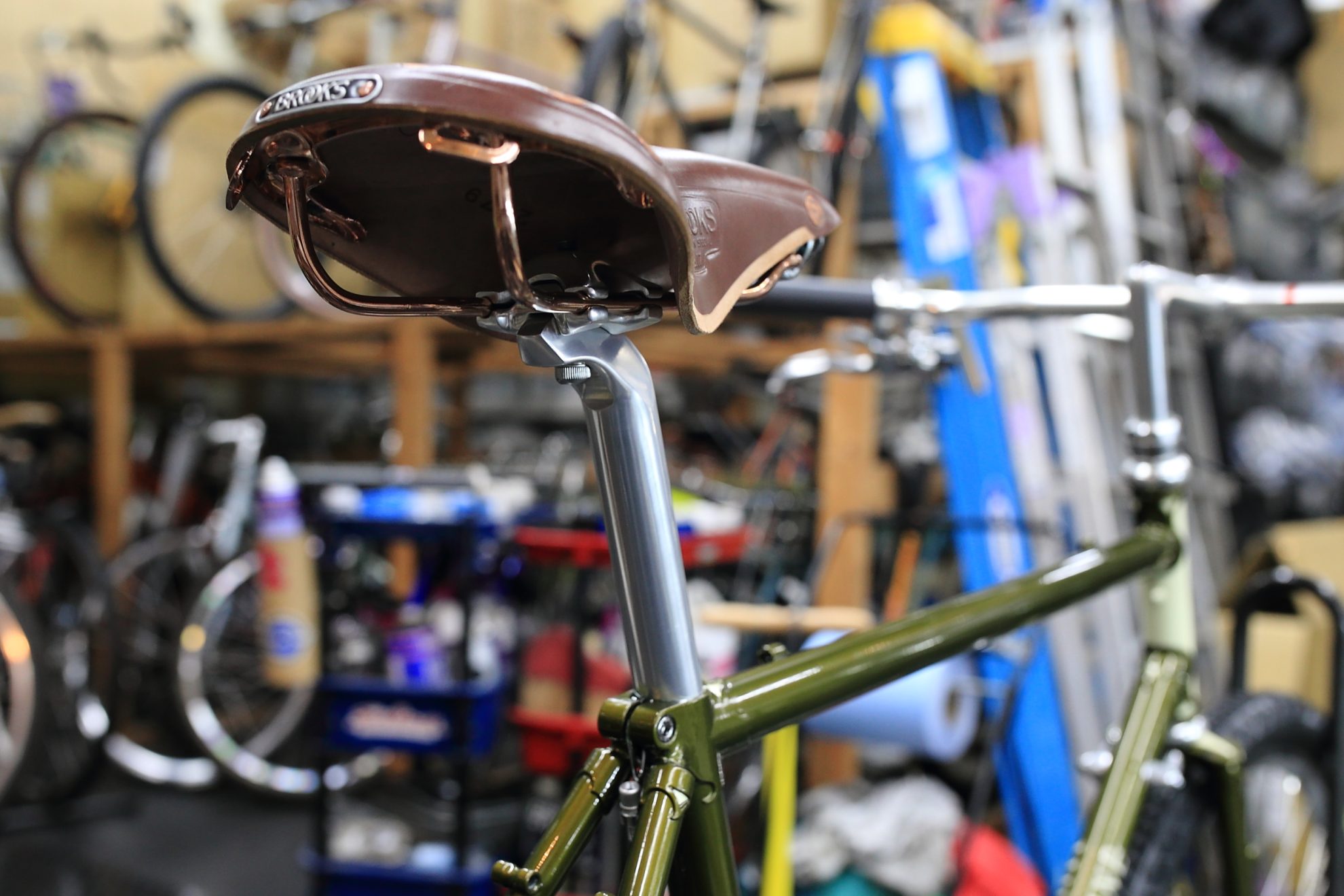 バイクの隠し味（背筋ビシッと） - BLUE LUG STAFF REVIEW | 自転車店