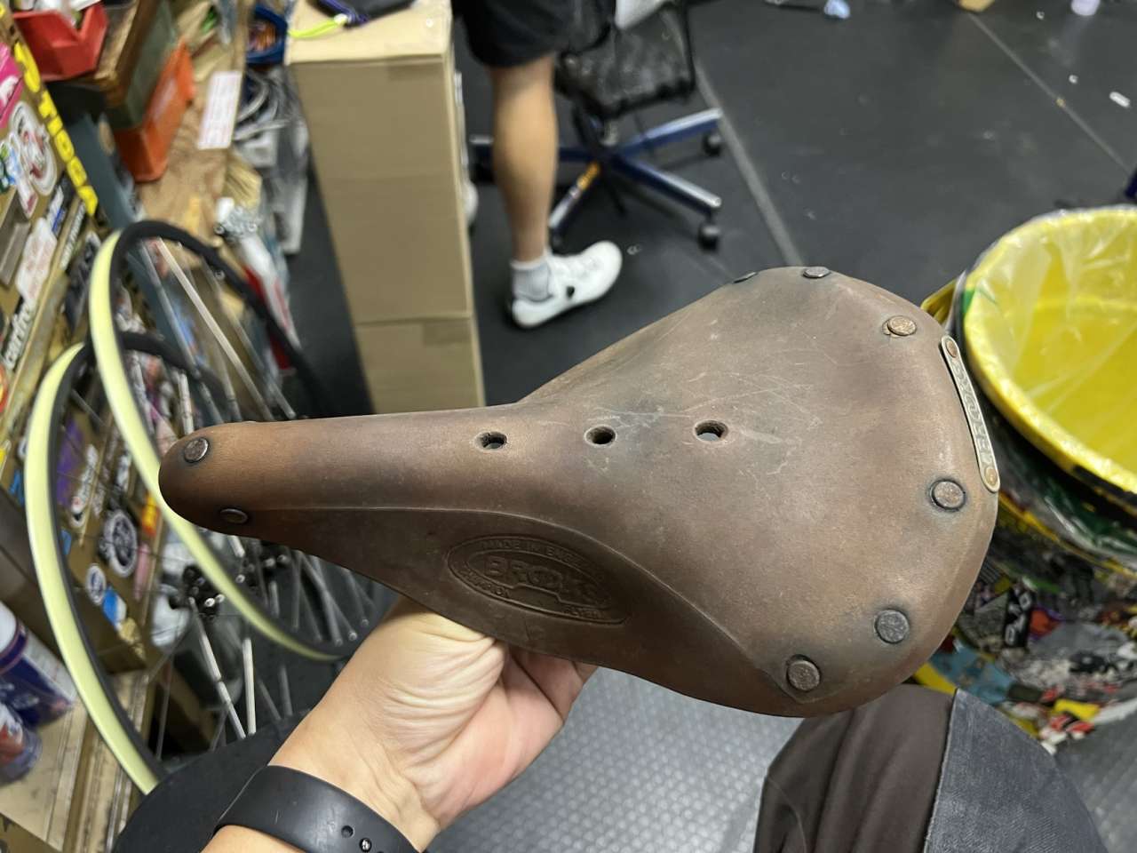 BROOKS* team pro special (black) - BLUE LUG ONLINE STORE