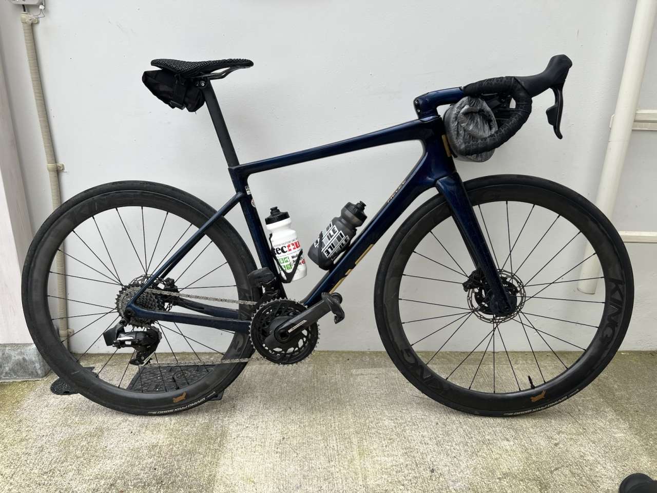 想定外の荷物が増えた~ロードライド編~ - BLUE LUG STAFF REVIEW